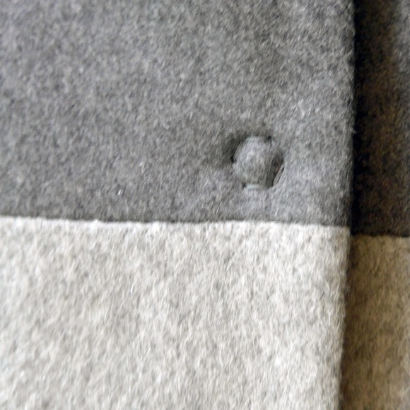 Max & Co. Women 42 Contrast Coat with Jewel Collar - Picture 5 of 15